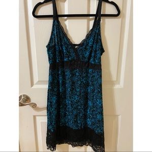Black and Blue Night Gown